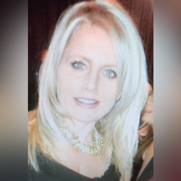 Meet your Posher, Holly - Picture 7 of 13